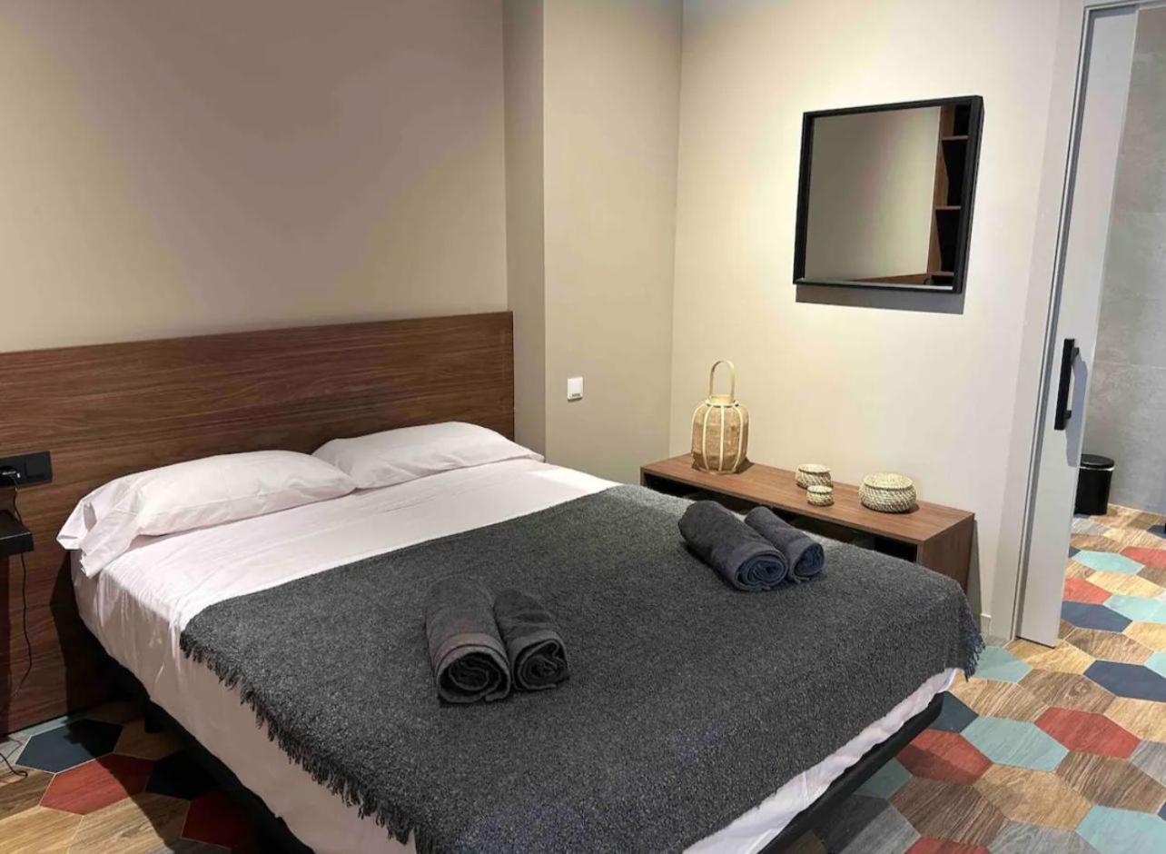 Reina Flats Valencia Playa El Cabanyal Apartment Exterior photo